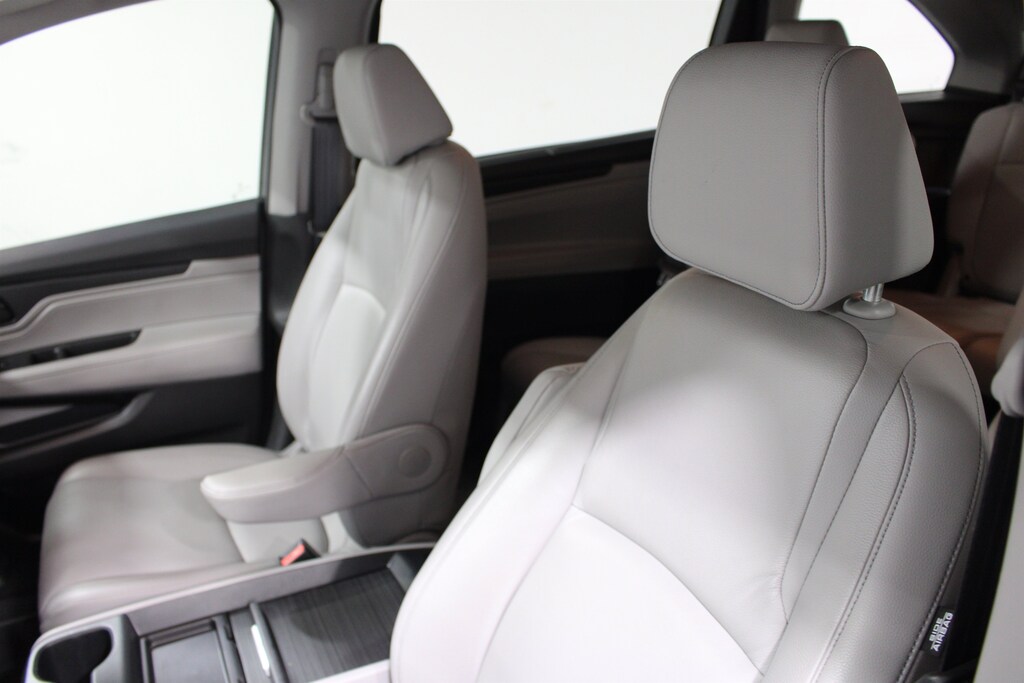 Used 2024 Honda Odyssey EX-L Van