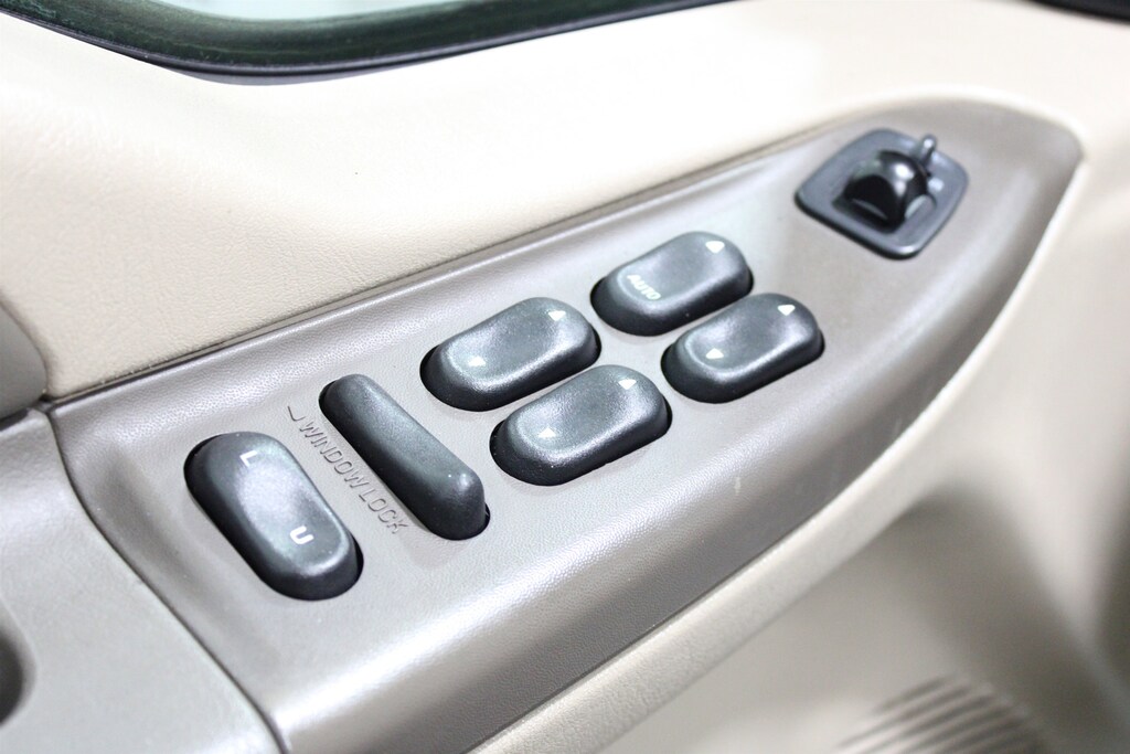 Used 2000 Ford Excursion XLT SUV