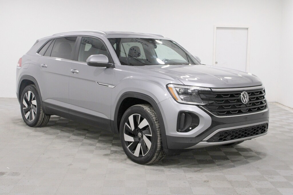 Used 2024 Volkswagen Atlas Cross Sport 2.0T SE w/Technology SUV