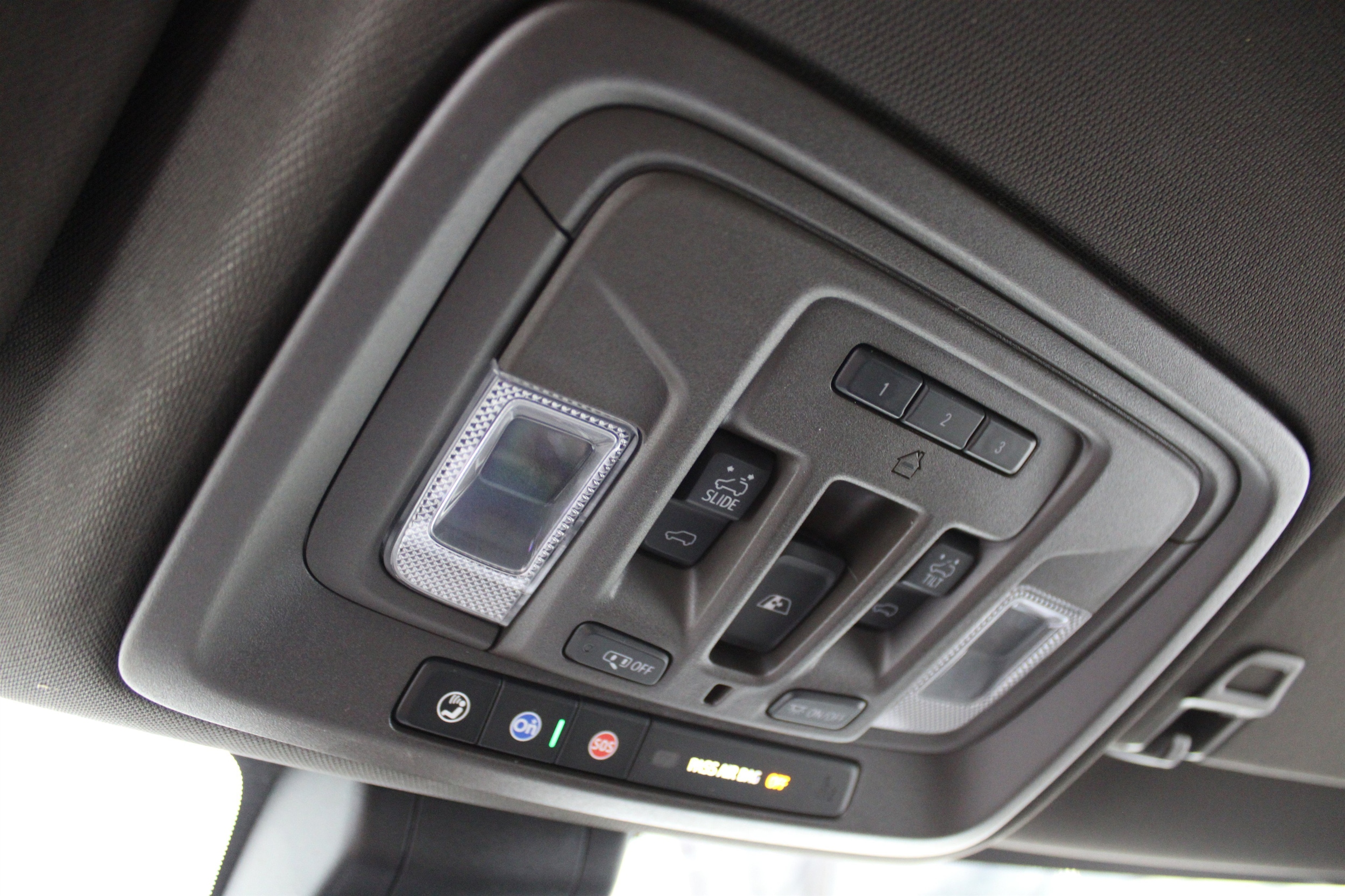 2021 GMC Sierra 1500 SLT - Photo 18
