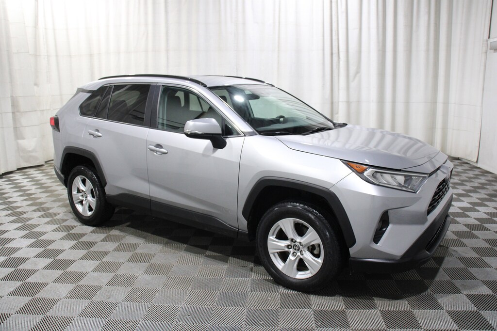 Used 2021 Toyota RAV4 XLE SUV