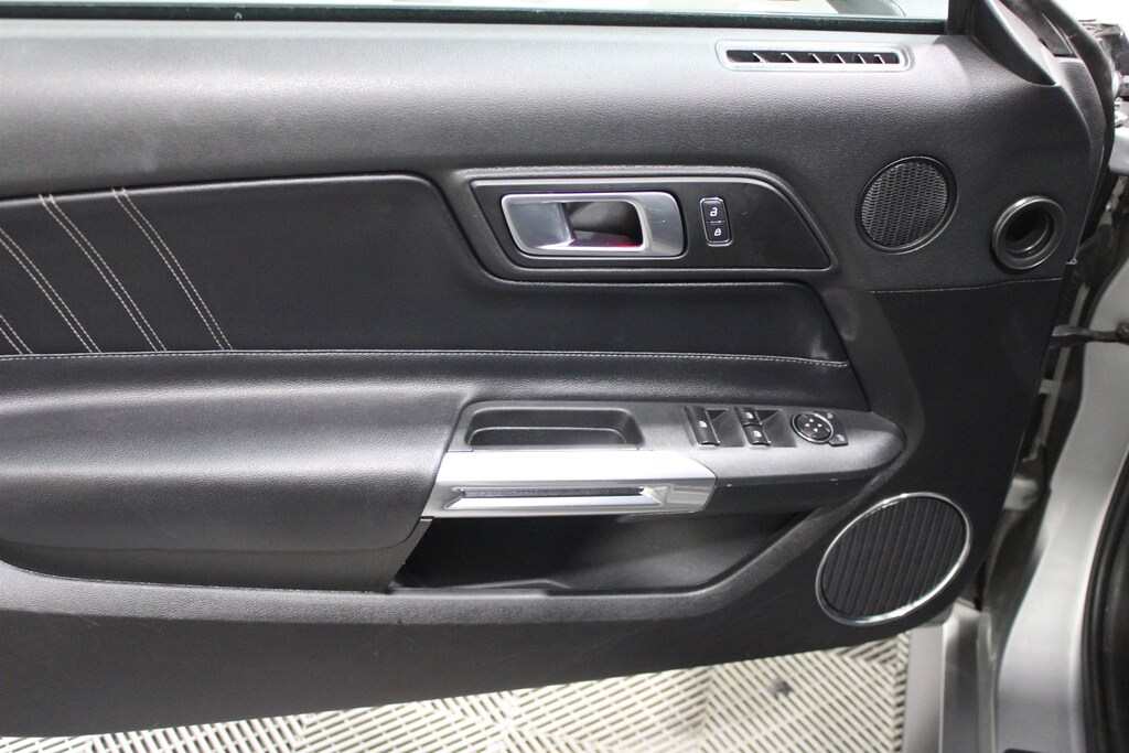 Used 2022 Ford Mustang Convertible