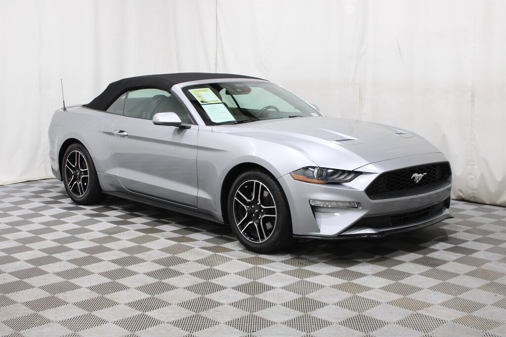 Used 2022 Ford Mustang Convertible