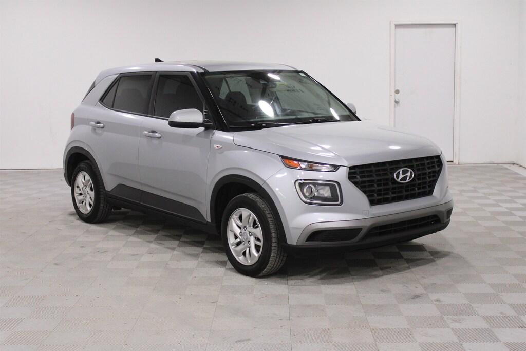 Used 2021 Hyundai Venue SE SUV