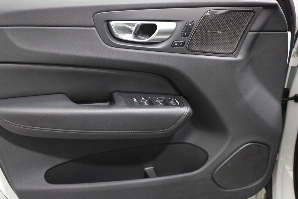 Used 2023 Volvo XC60 B5 AWD Plus Bright SUV