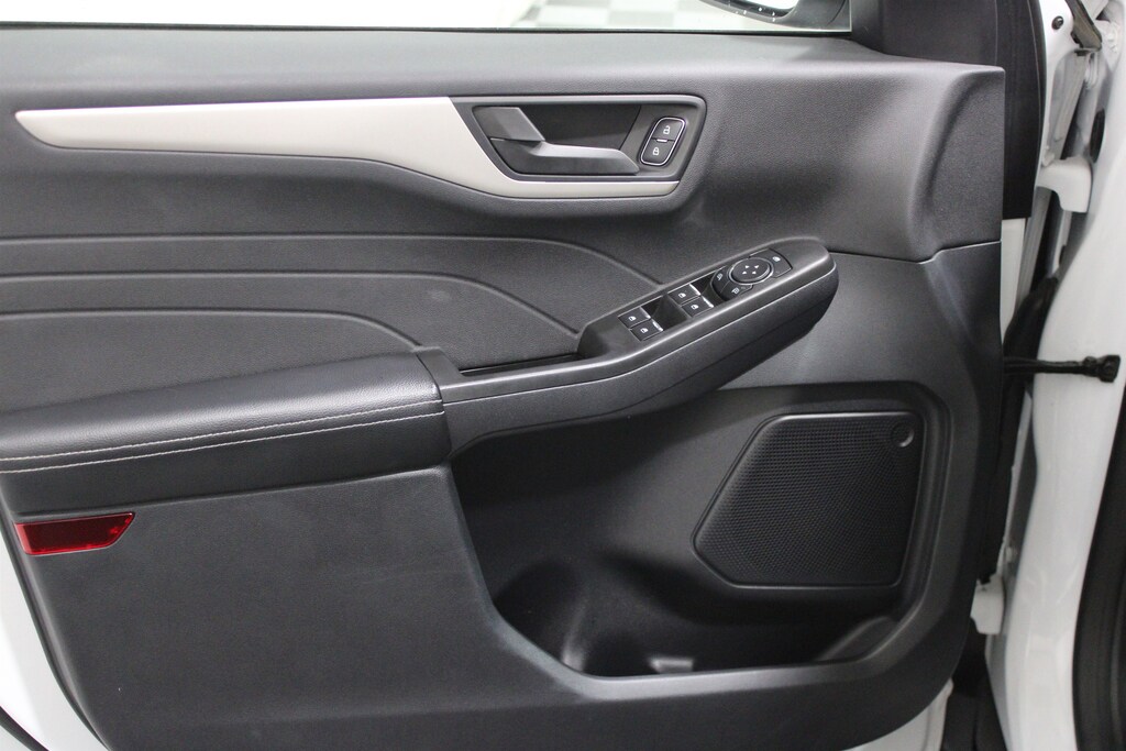 Used 2022 Ford Escape SE Hybrid SUV