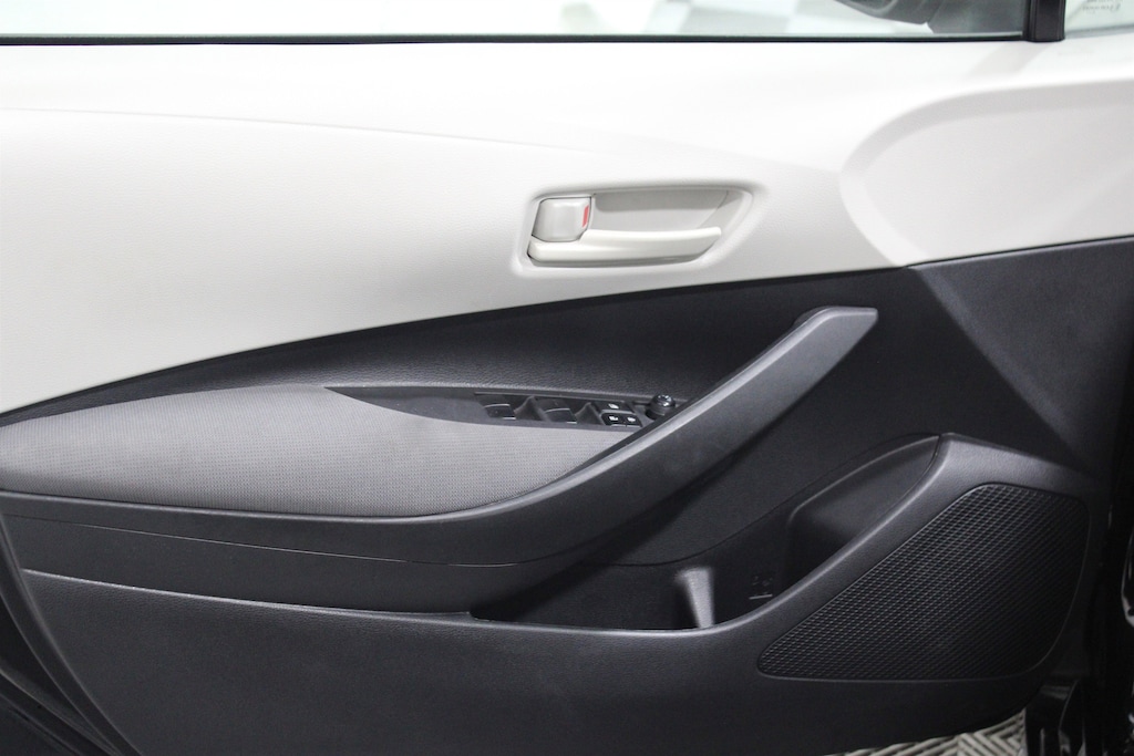 Used 2022 Toyota Corolla LE Sedan