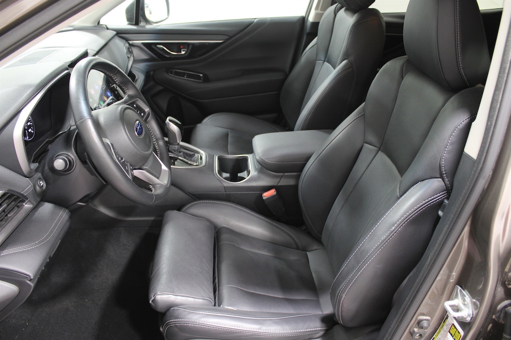 Used 2022 Subaru Outback Limited SUV