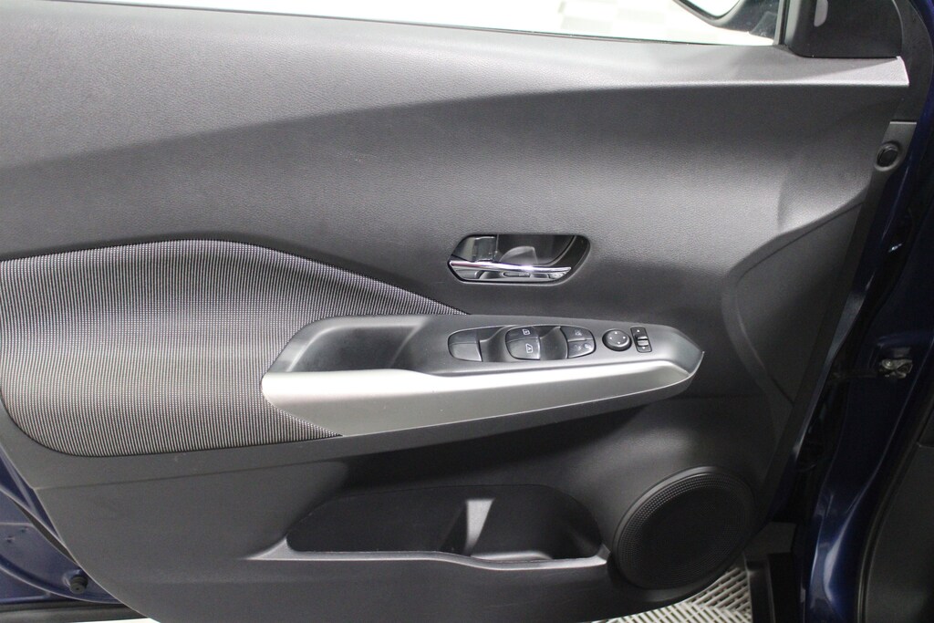 Used 2018 Nissan Kicks SV SUV