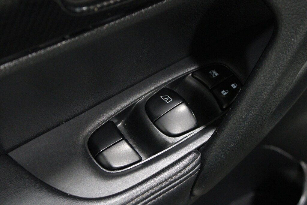 Used 2020 Nissan Rogue SL SUV