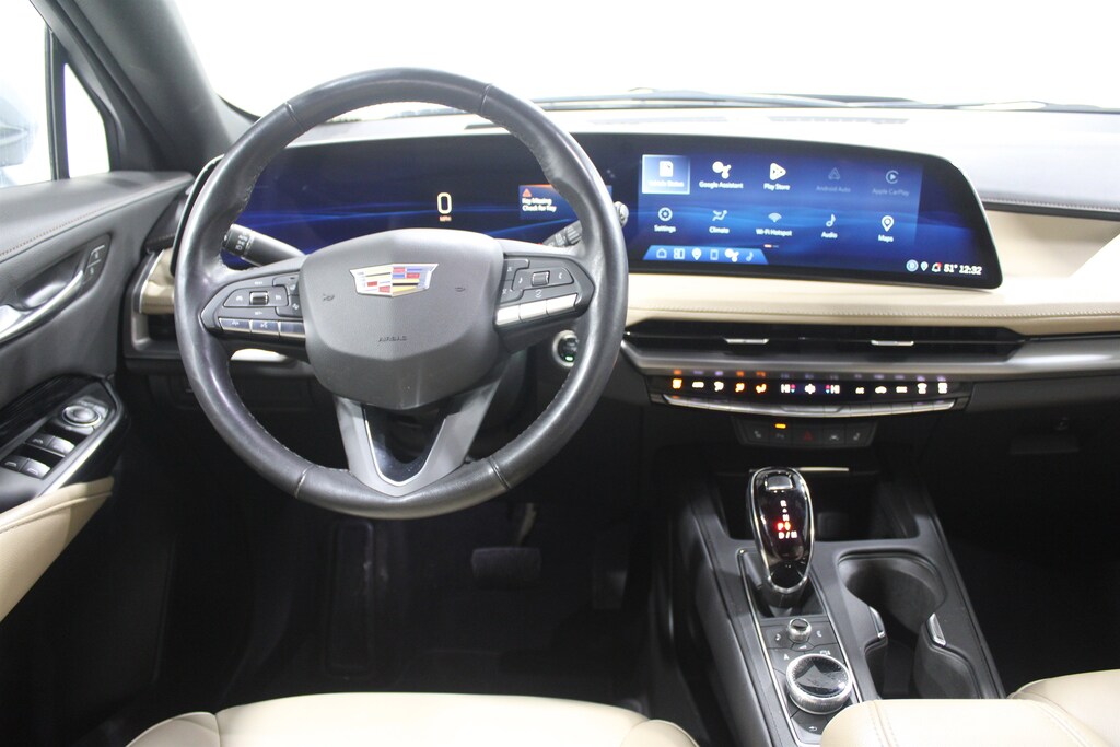 Used 2024 CADILLAC XT4 Luxury SUV