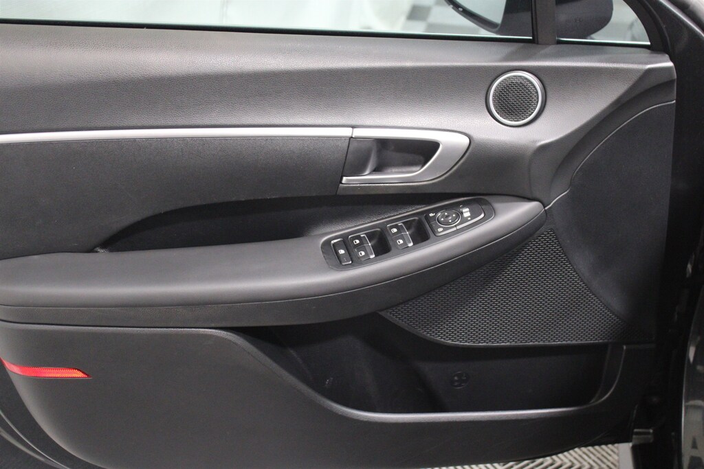 Used 2023 Hyundai Sonata SE Sedan