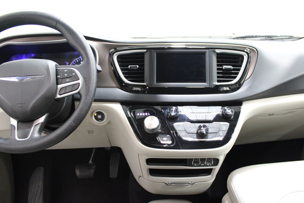 Used 2021 Chrysler Voyager LXI Van Passenger Van