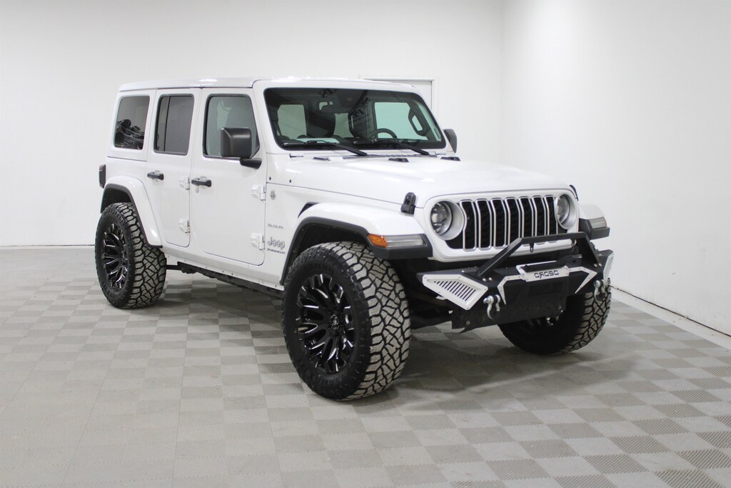 Used 2024 Jeep Wrangler Sahara SUV