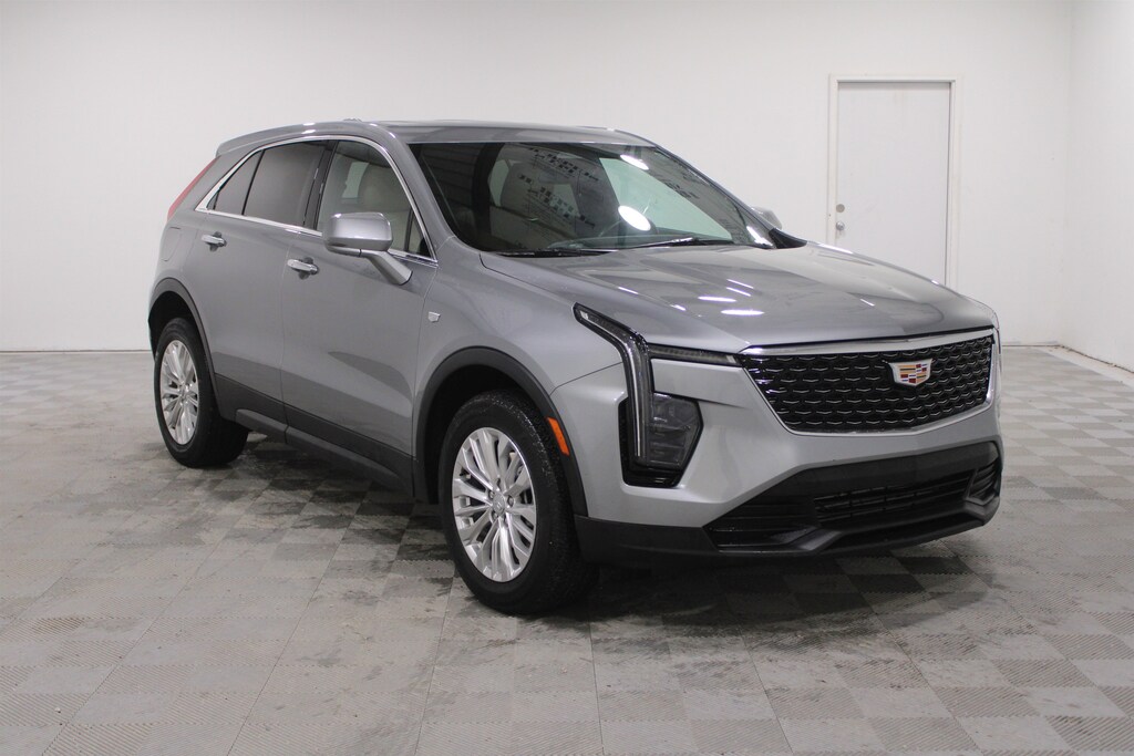 Used 2024 CADILLAC XT4 Luxury SUV
