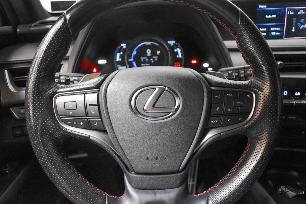 2020 Lexus UX 250h F SPORT Premium photo 11