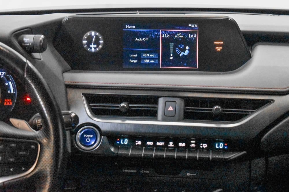 2020 Lexus UX 250h F SPORT Premium photo 13