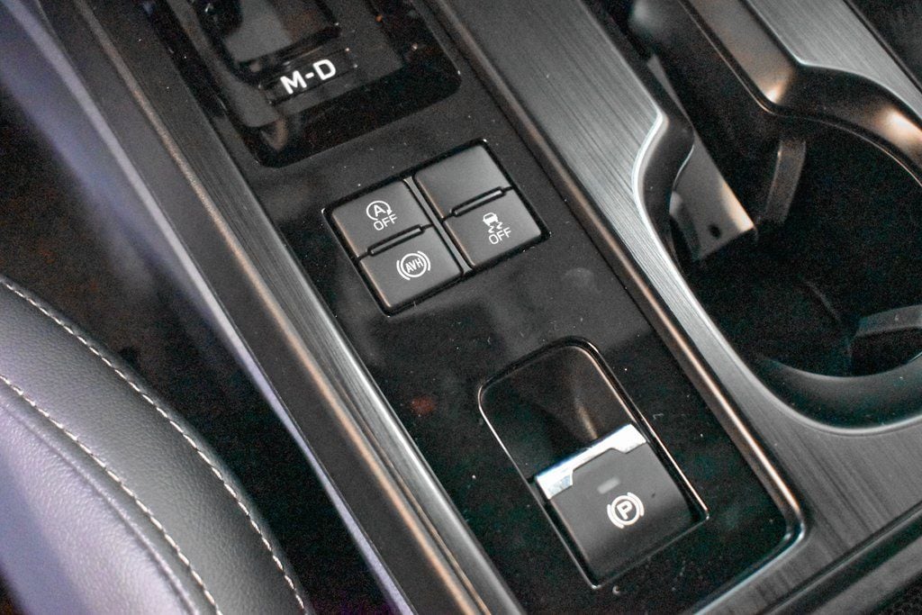 2026 Subaru Outback Limited - Photo 22