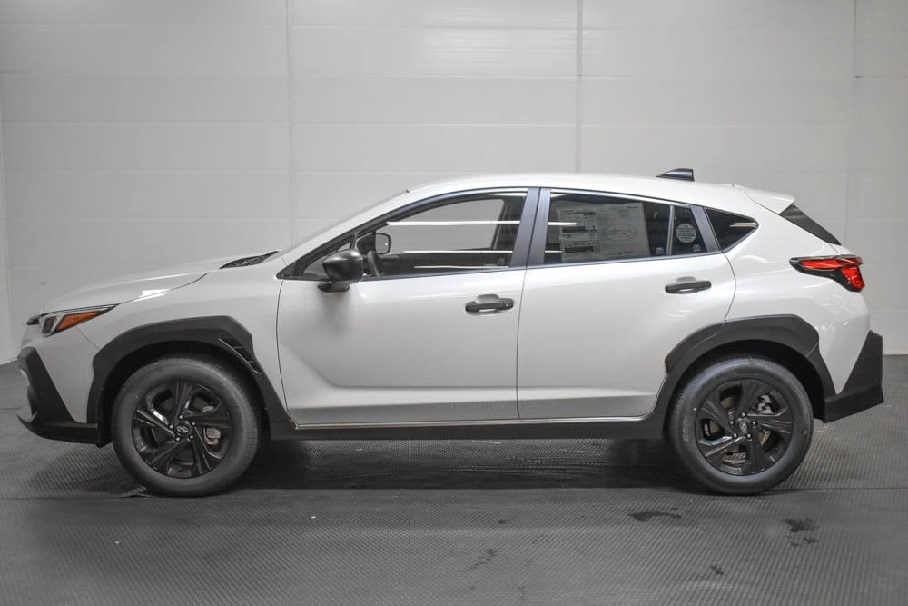2025 Subaru Crosstrek Base photo 3