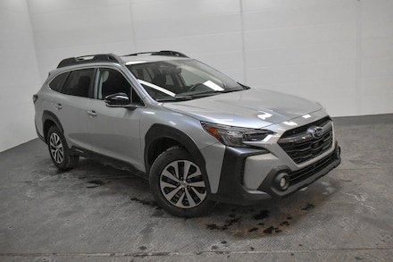 Used 2024 Subaru Outback Premium SUV for sale near Kingston, PA