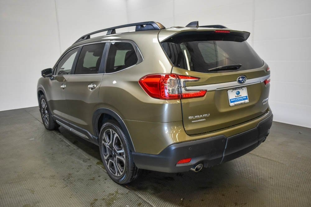 2023 Subaru Ascent Touring photo 7
