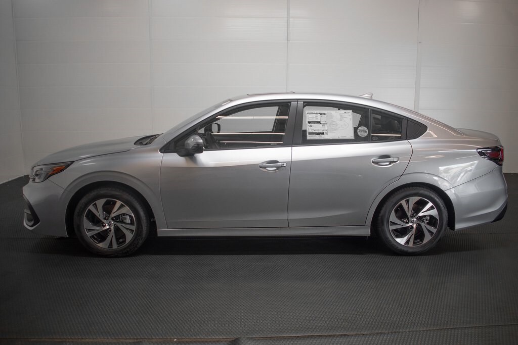 2025 Subaru Legacy Premium photo 4