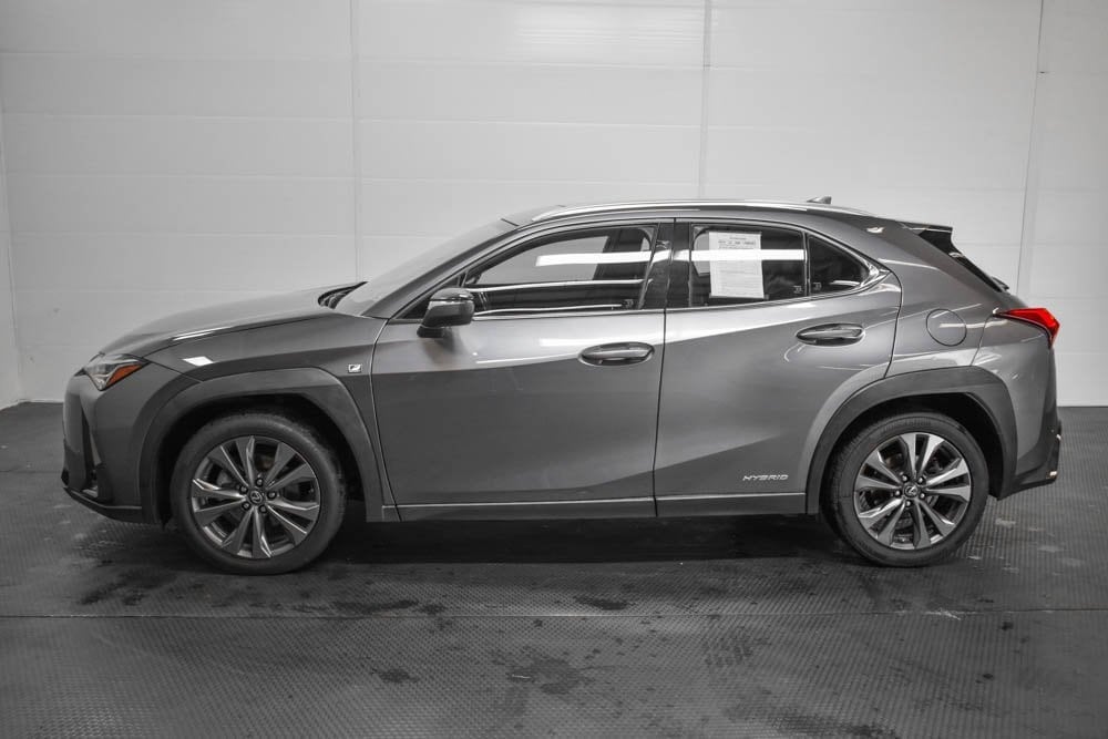 2020 Lexus UX 250h F SPORT Premium photo 4