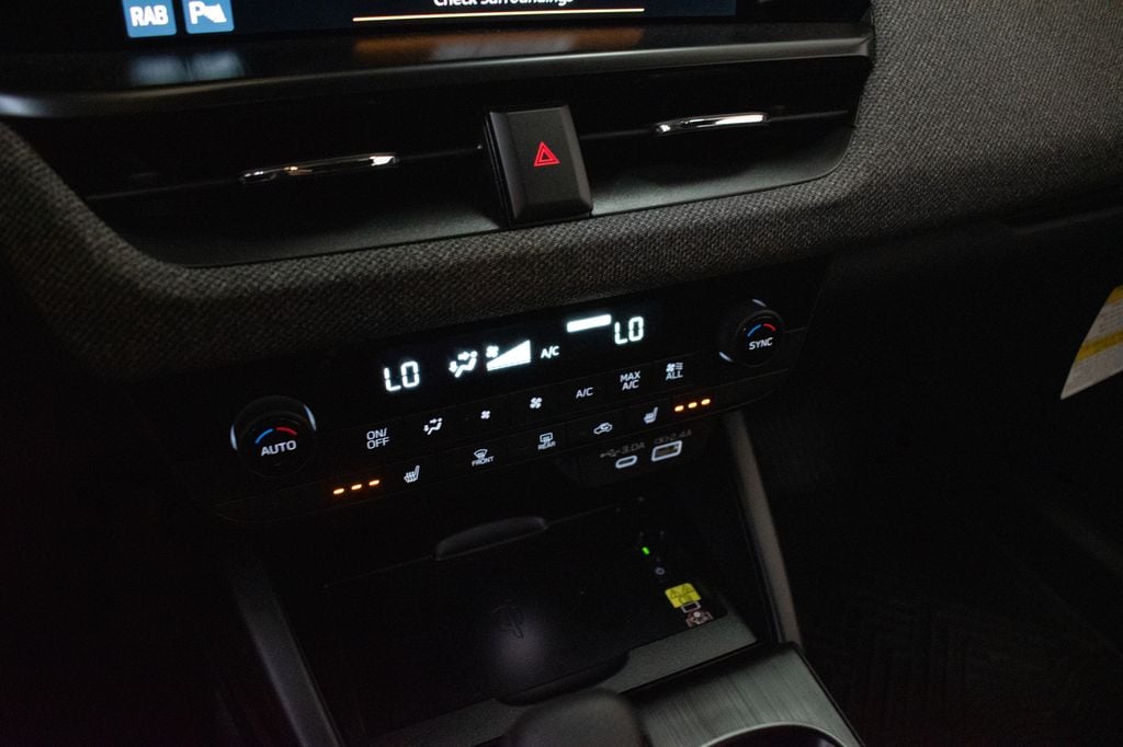 2026 Subaru Outback Limited - Photo 17
