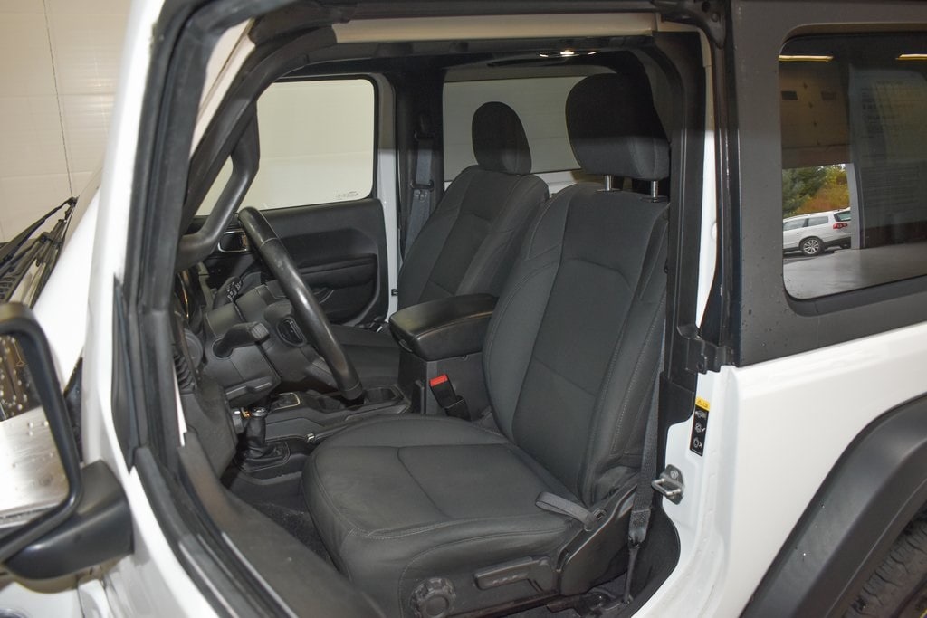 2021 Jeep Wrangler Sport S photo 19