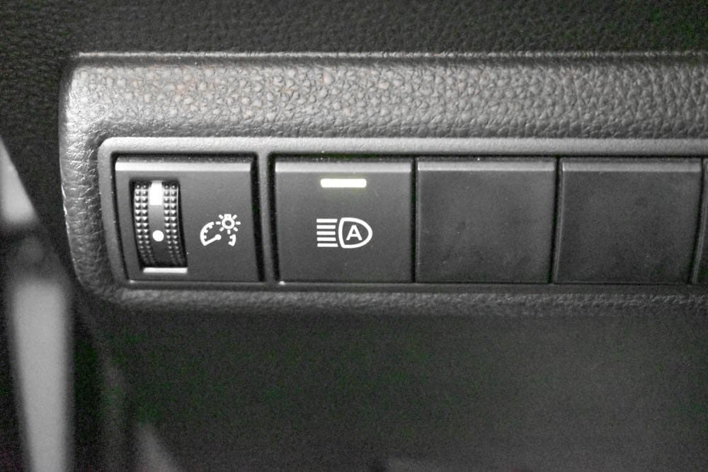 2023 Toyota Corolla SE photo 17