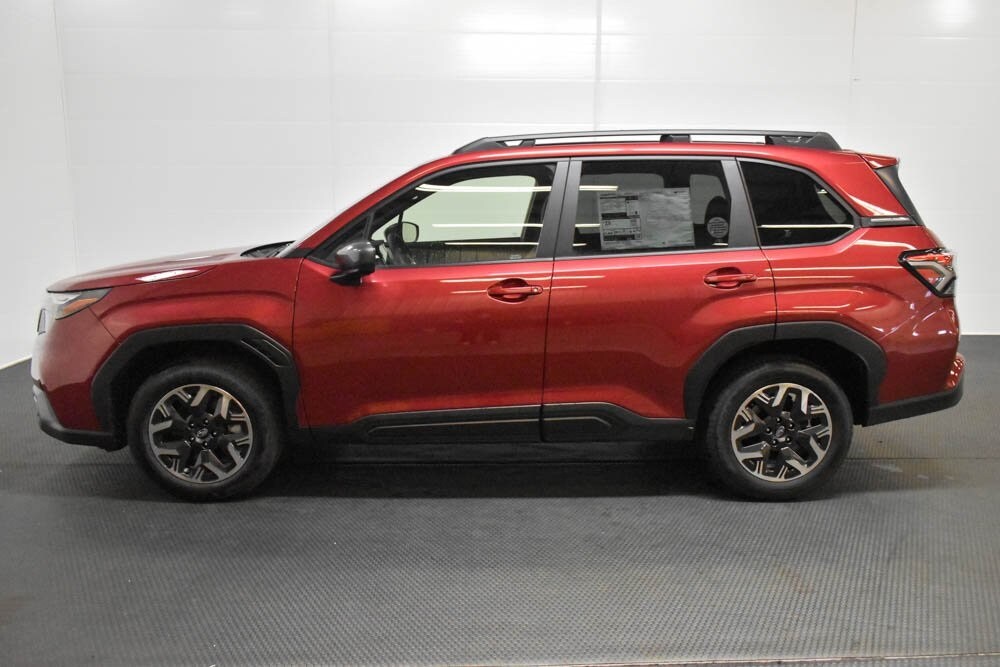 2026 Subaru Forester Premium photo 4