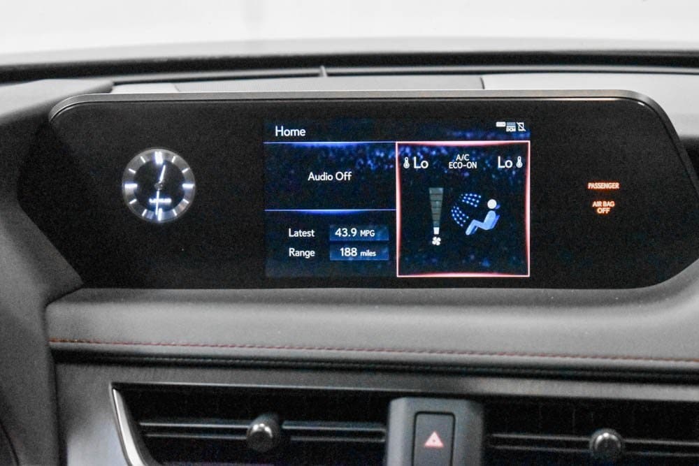 2020 Lexus UX 250h F SPORT Premium photo 14