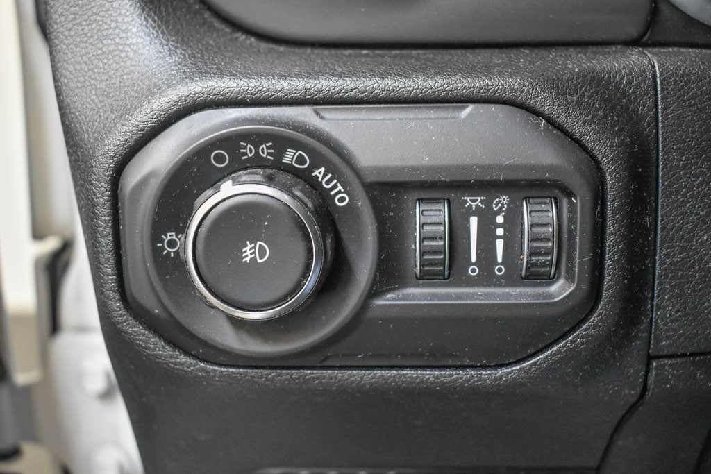 2021 Jeep Wrangler Sport S photo 18