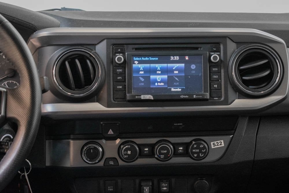 2019 Toyota Tacoma SR5 photo 12