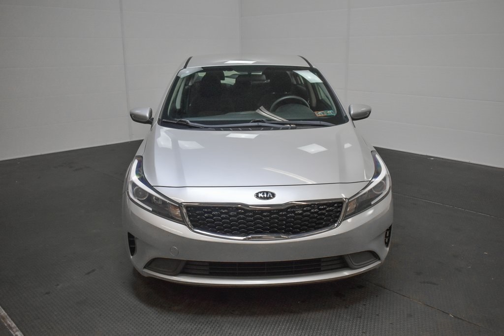 2018 Kia Forte LX Base photo 2