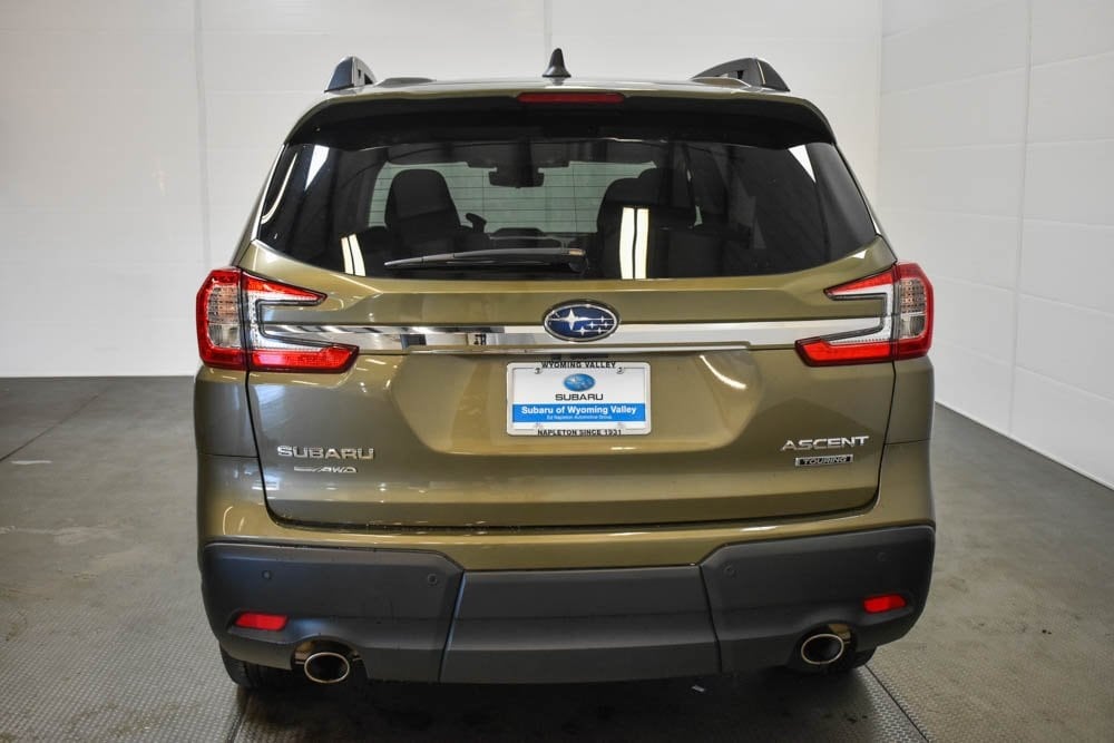 2023 Subaru Ascent Touring photo 8