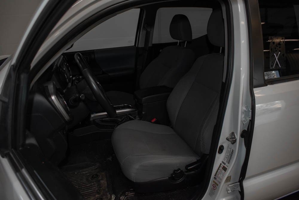2019 Toyota Tacoma SR5 photo 17