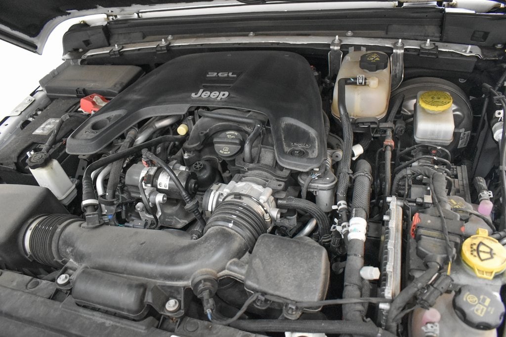 2021 Jeep Wrangler Sport S photo 8