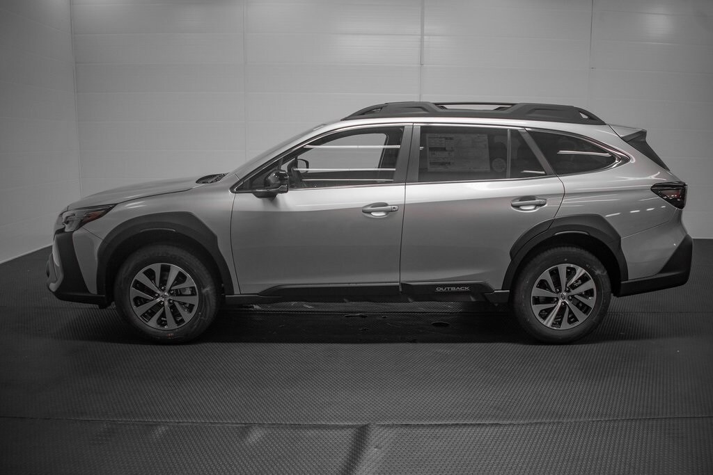 2025 Subaru Outback Premium photo 4