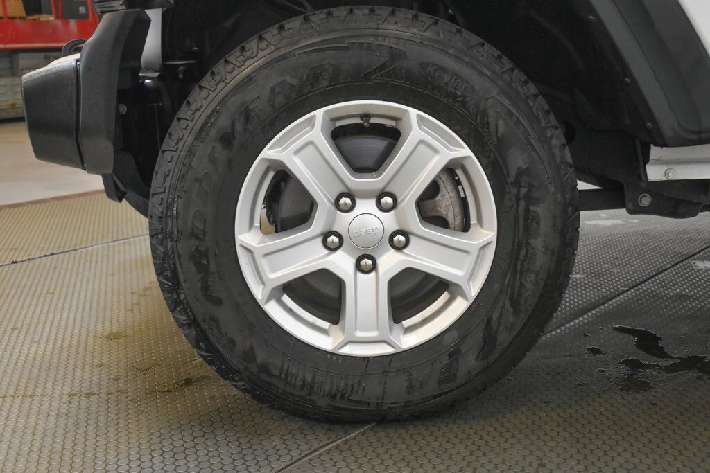 2021 Jeep Wrangler Sport S photo 9