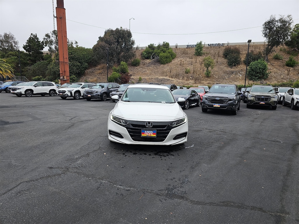 2019 Honda Accord LX photo 2