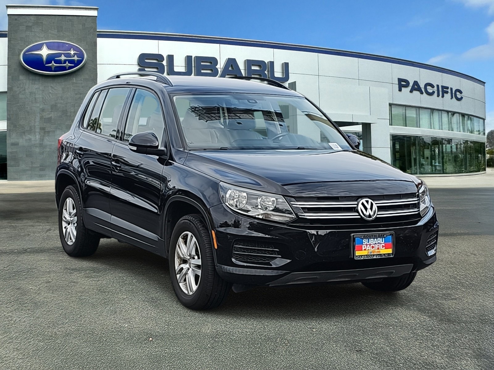 2017 Volkswagen Tiguan Limited Base