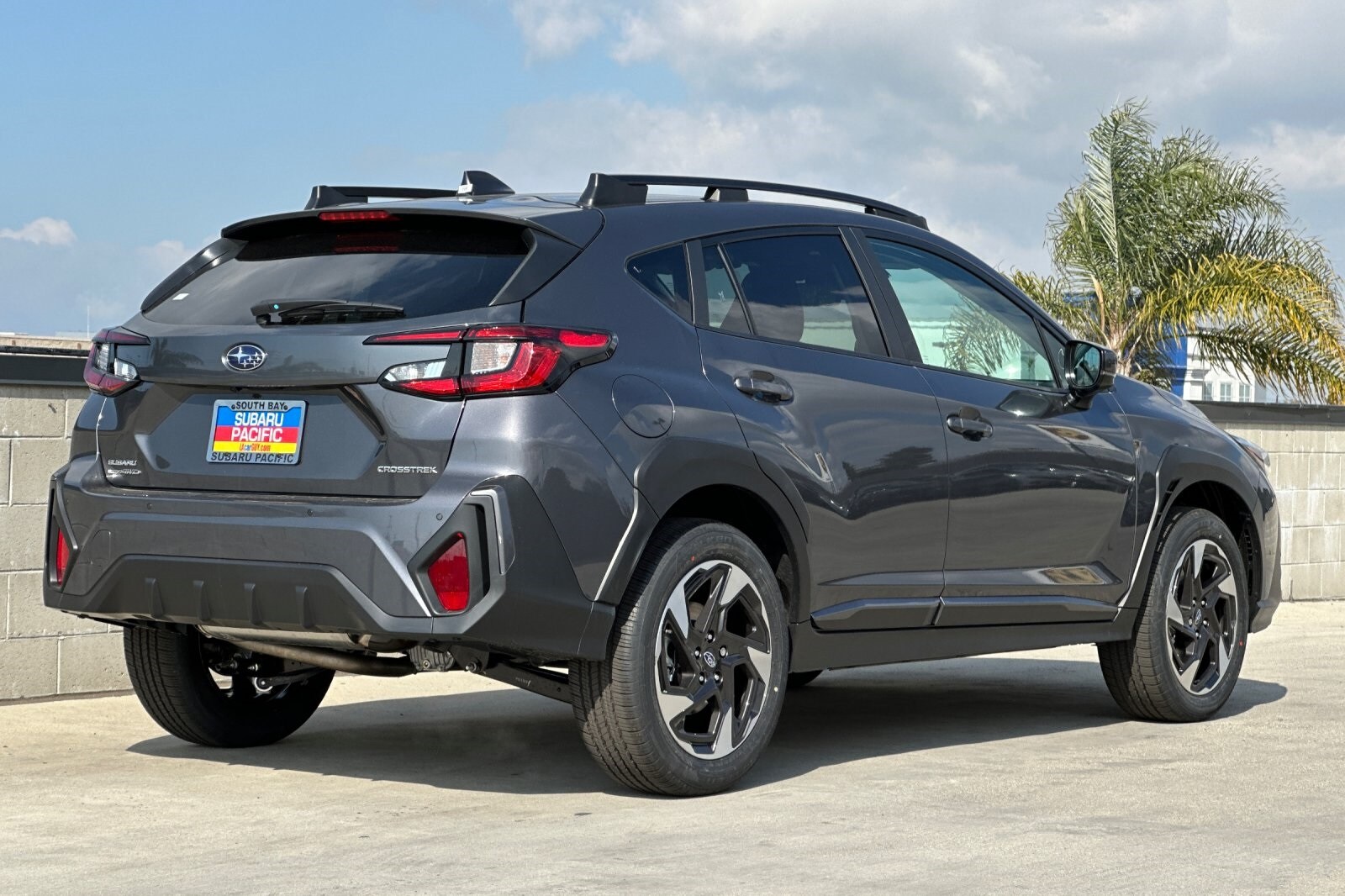 2025 Subaru Crosstrek Limited photo 4
