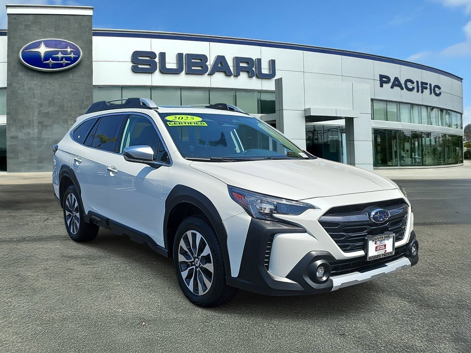2025 Subaru Outback Touring XT's photo