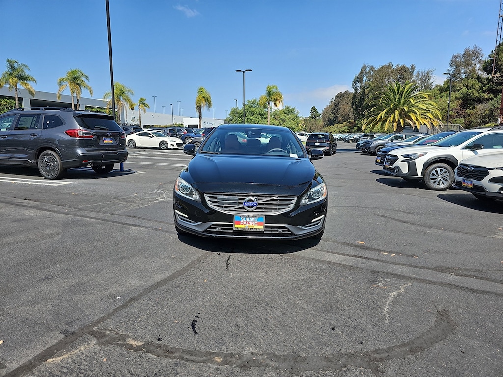 2015 Volvo S60 T5 Platinum photo 2