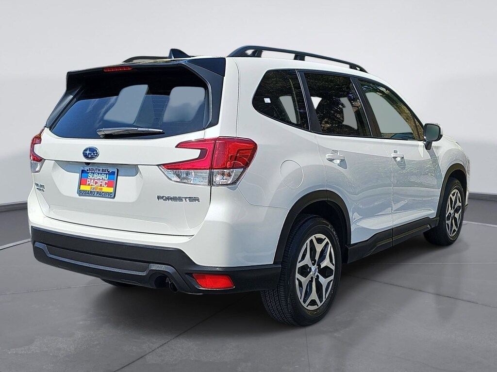 Used 2024 Subaru Forester Premium SUV