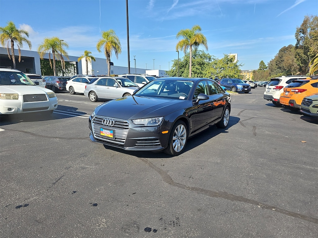 2017 Audi A4 2.0T Premium photo 3