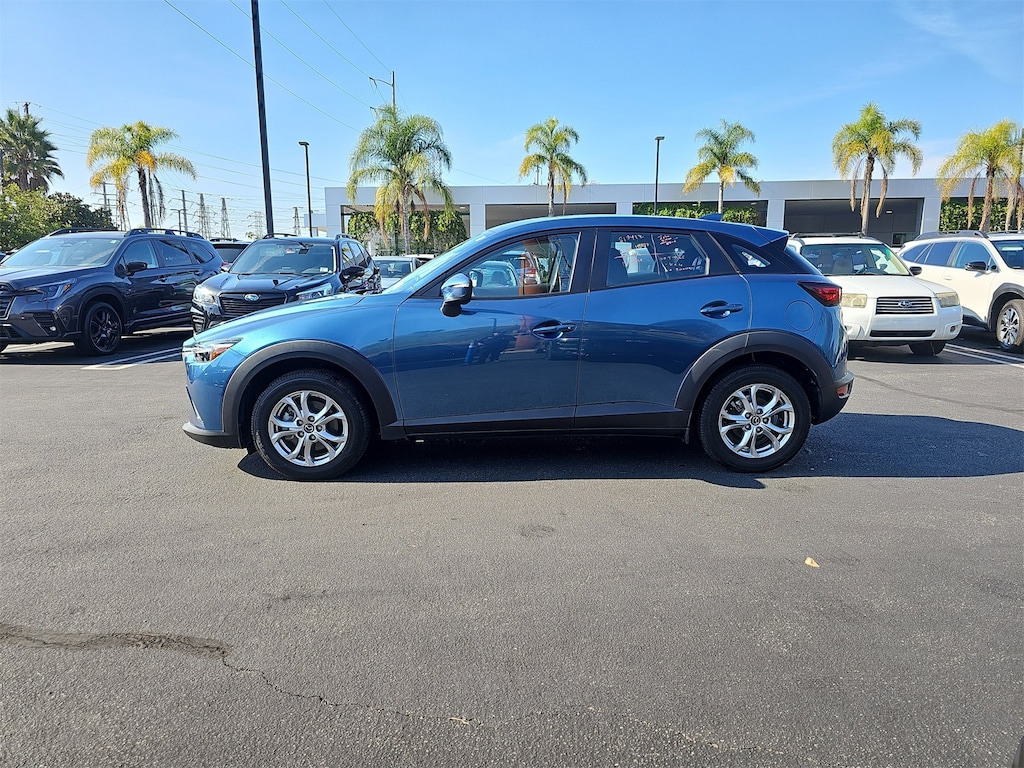 2021 Mazda CX-3 Sport photo 2