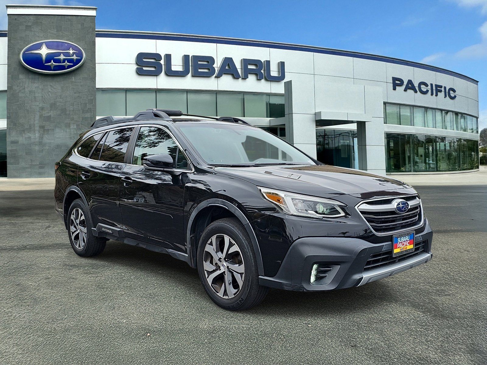 2021 Subaru Outback Limited XT's photo