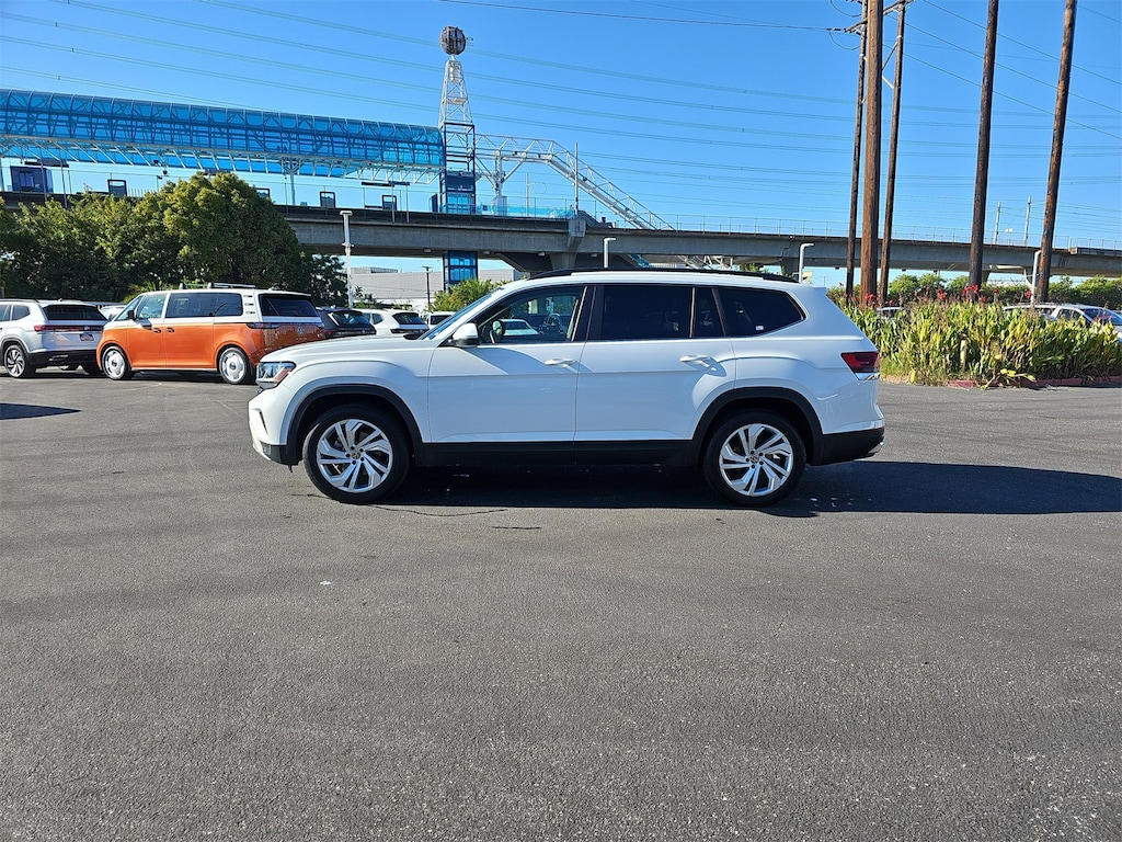 2022 Volkswagen Atlas V6 SE Technology photo 4